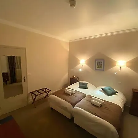 מלון Logis Restaurant Bel Horizon Vic-sur-Cère